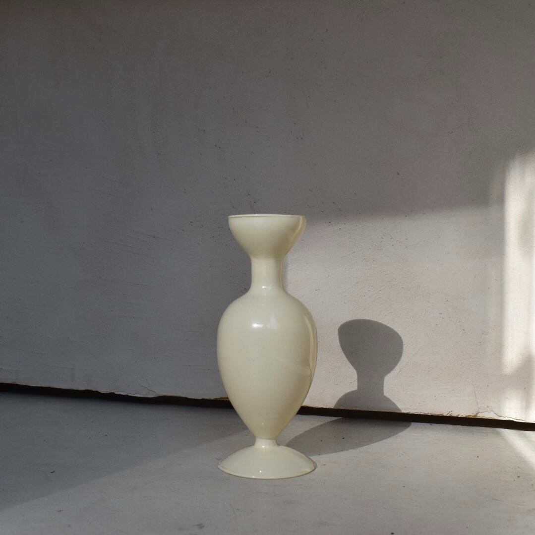ｆｌｏｗｅｒ　ｂａｓｅ（花瓶）