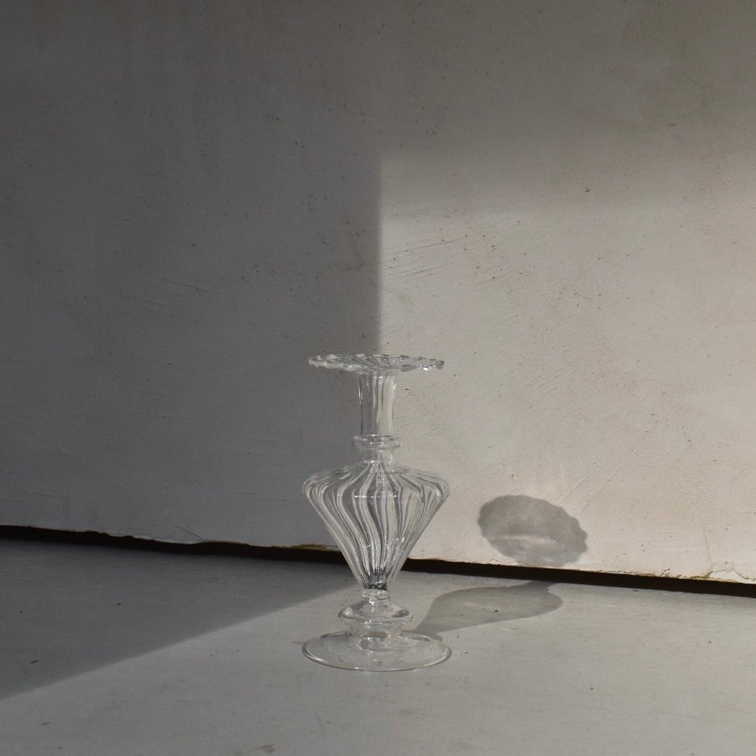 ｆｌｏｗｅｒ　ｂａｓｅ（花瓶）
